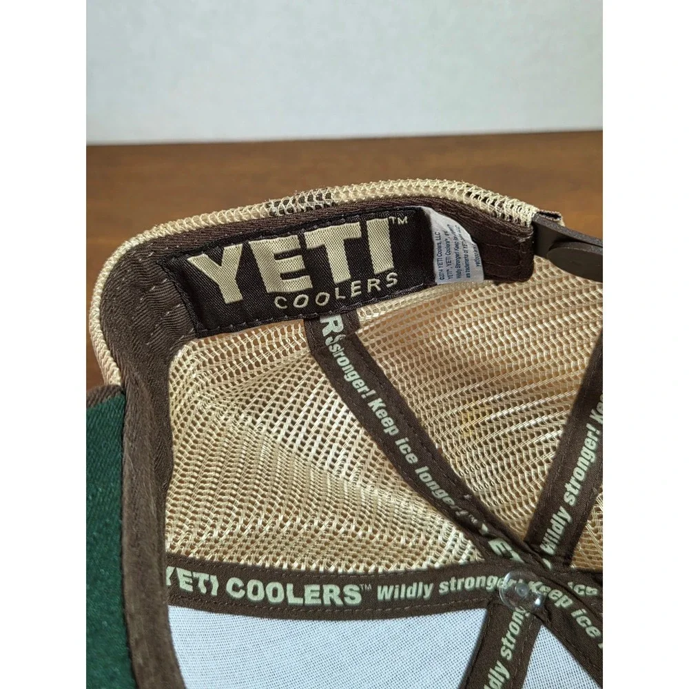 YETI Coolers Trucker Hat Brown Tan Mesh Snapback Logo Cap Mens Adjustable